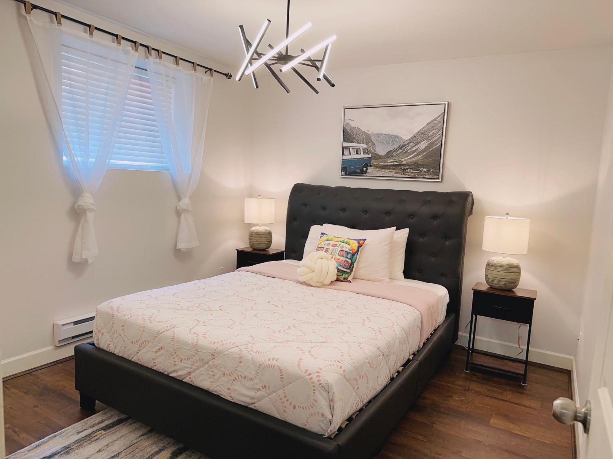 Langley Heights 2 Bedrooms Sweet Suite Лэнгли Экстерьер фото